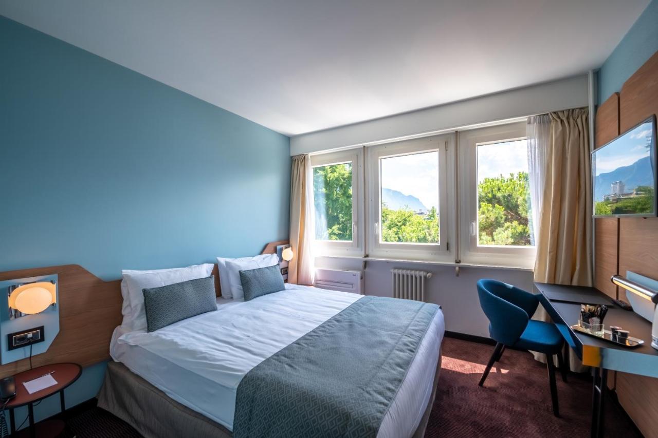 Hotel Mona 4*